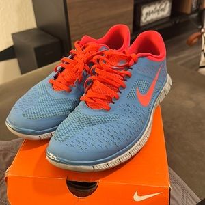 Nike Free 4.0 V2 Women’s Shoes